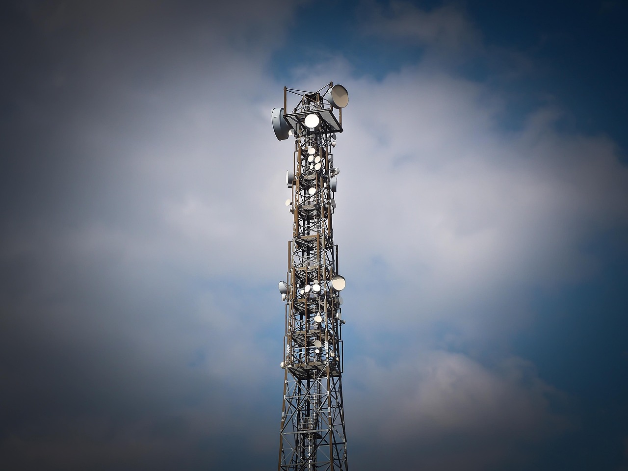 Antena Interna Funciona Longe da Torre? Entenda os Limites