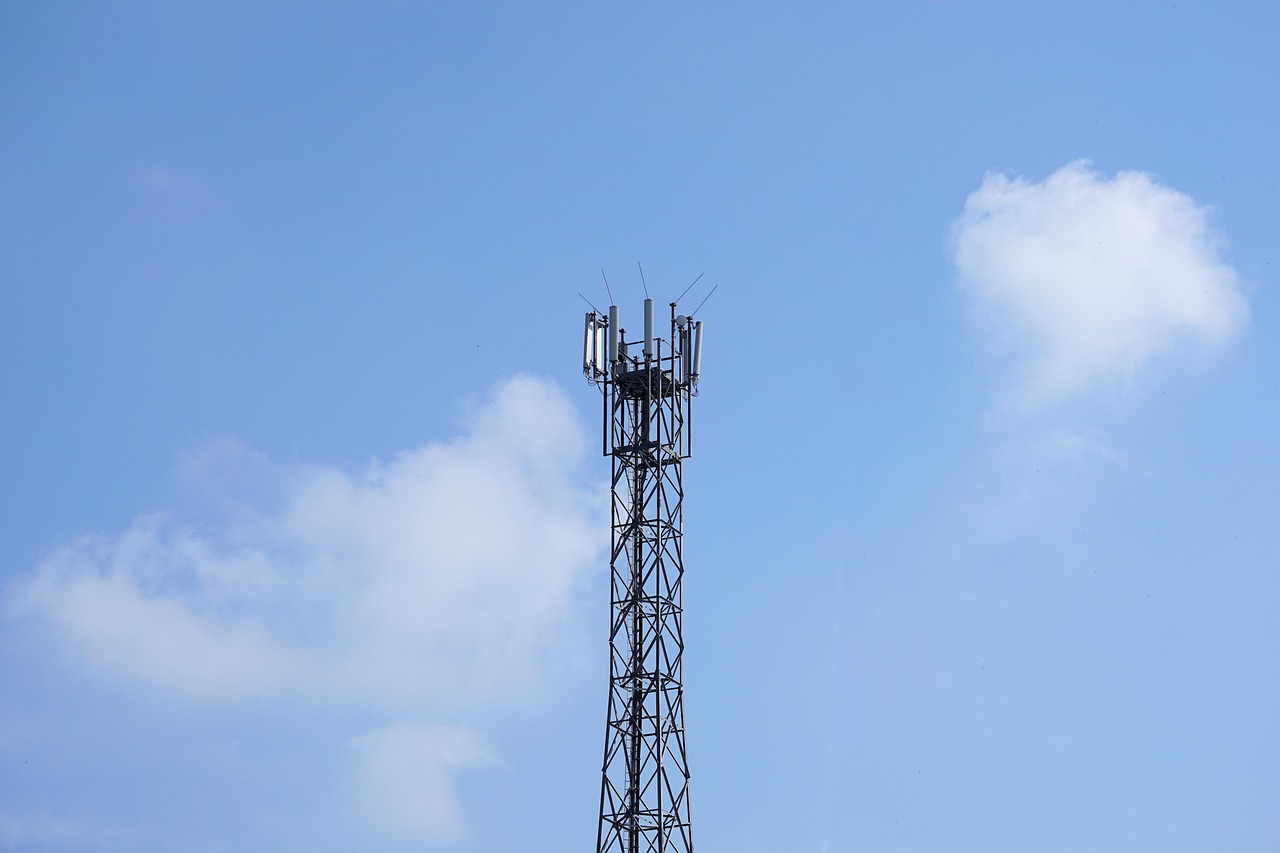 Melhor Antena de TV para Zona Rural: 6 Modelos que Pegam Longe